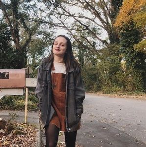 Meet your Posher, Emily